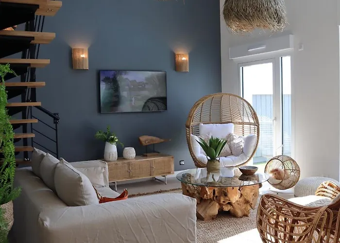 Prestige 12 - Piscine Chauffee - Famille Villa